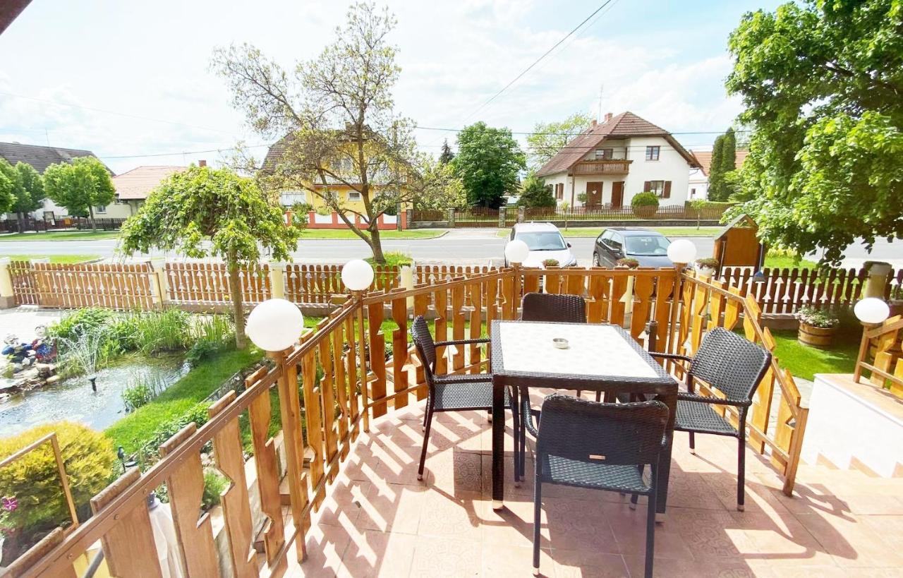 Apartman Siesta Buek - Buekfuerdo 외부 사진