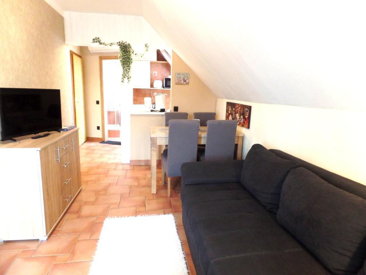 Apartman Siesta Buek - Buekfuerdo 외부 사진