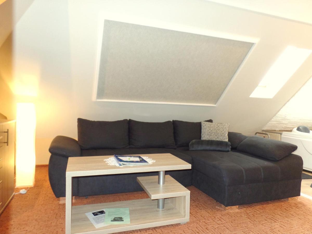 Apartman Siesta Buek - Buekfuerdo 외부 사진