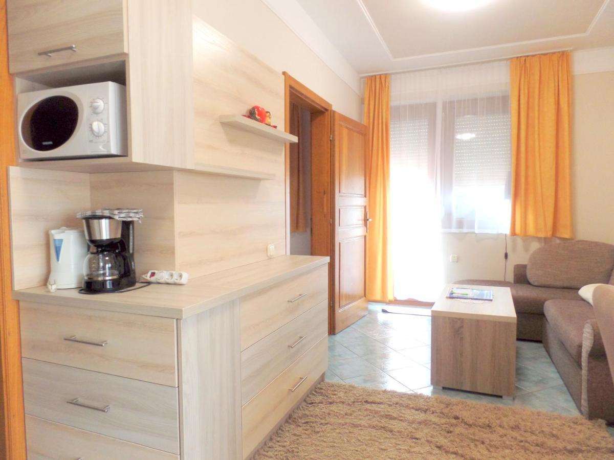 Apartman Siesta Buek - Buekfuerdo 외부 사진