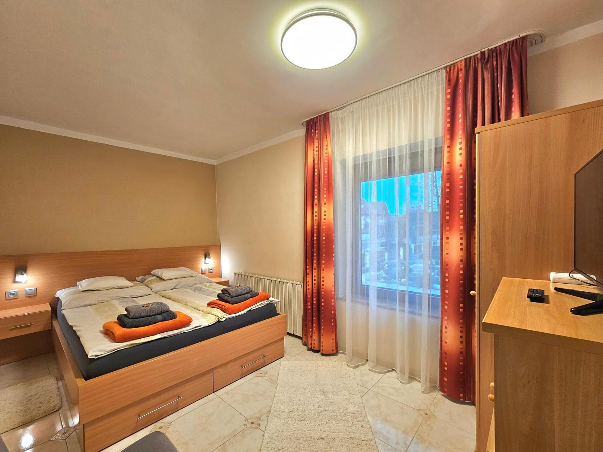 Apartman Siesta Buek - Buekfuerdo 외부 사진