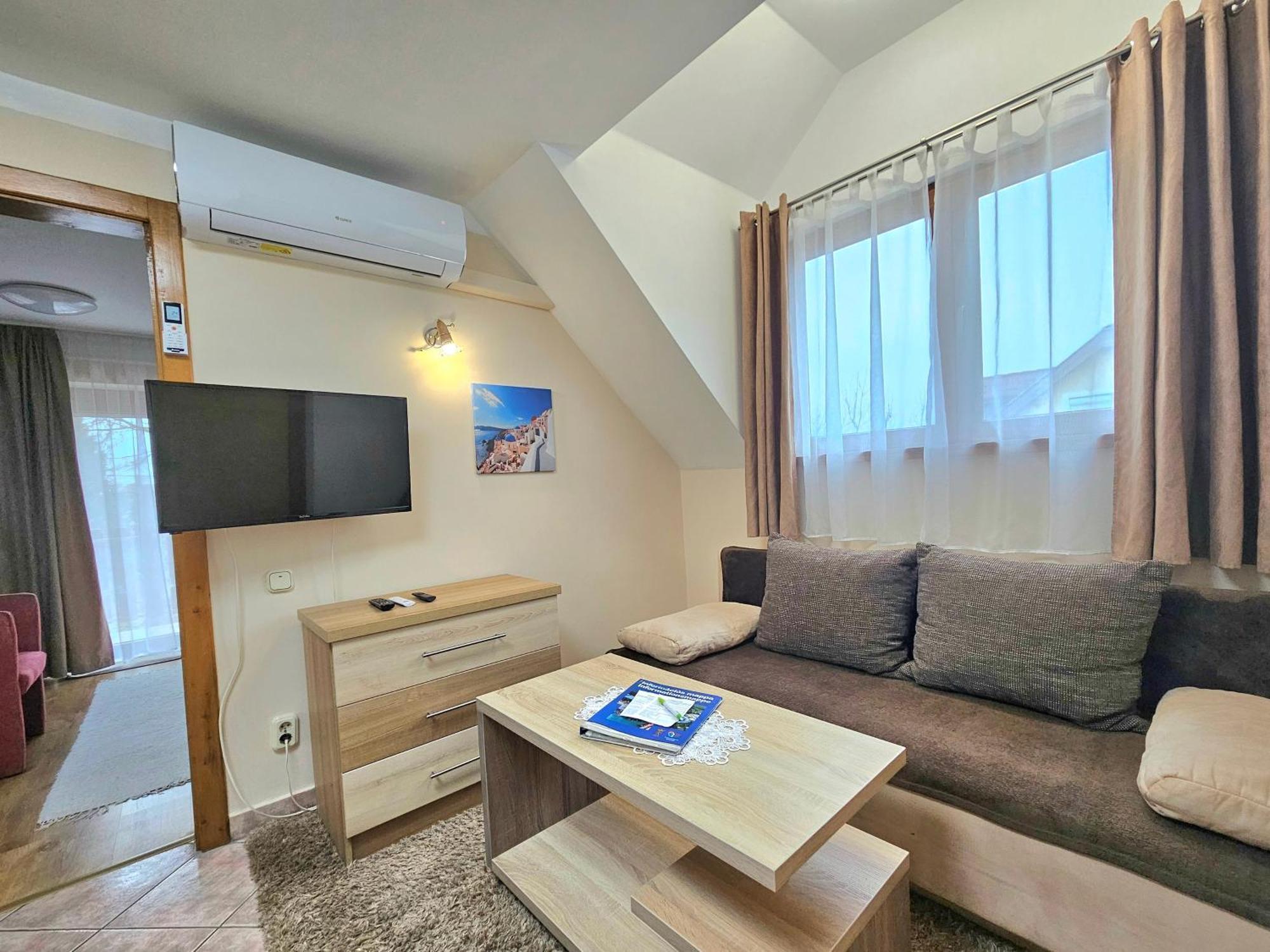 Apartman Siesta Buek - Buekfuerdo 외부 사진