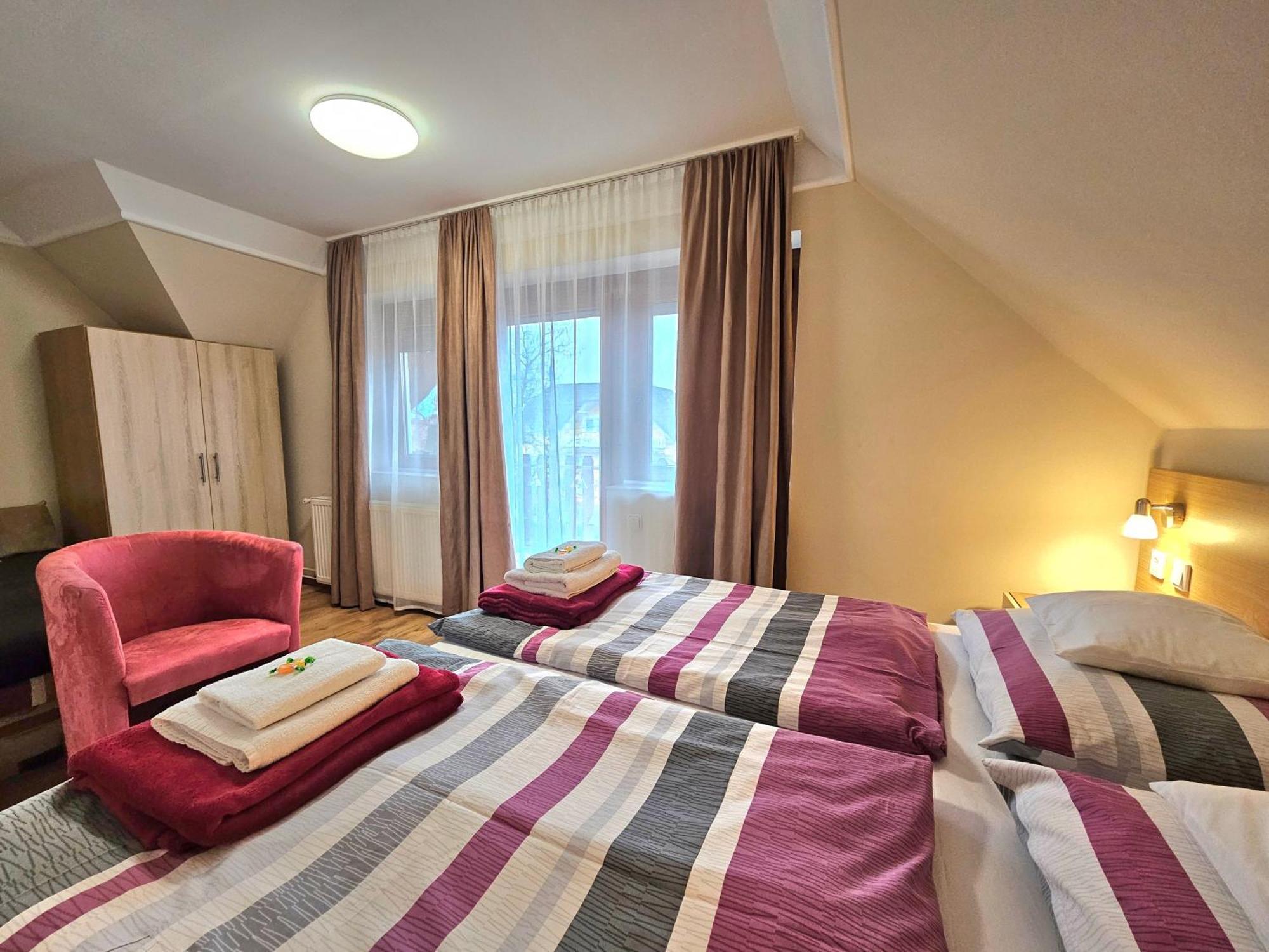 Apartman Siesta Buek - Buekfuerdo 외부 사진